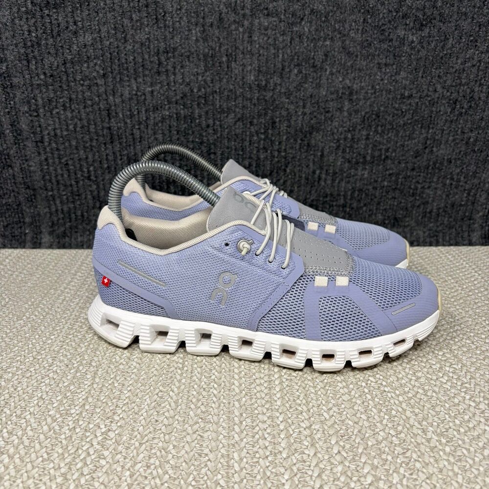 On Cloud 5 Nimbus Lilac White Purple Athletic Running Shoes Women’s 7 US